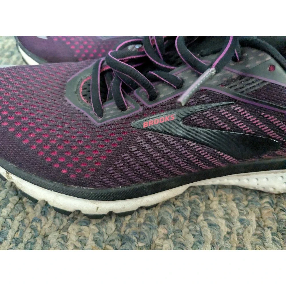 Brooks Ghost 12 Womens Running Shoes Purple Black Pink 1203051B063 Size 8.5